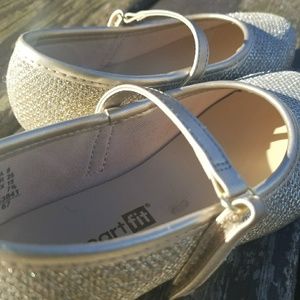 SMART FIT GOLD SHOES